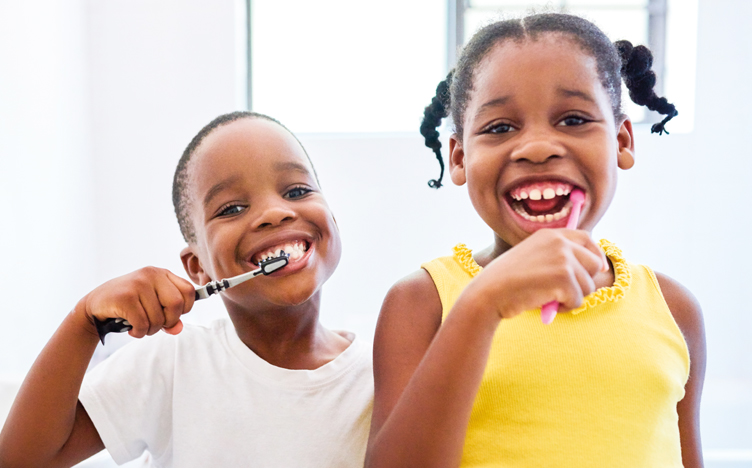 kids-brushing-teeth-752x468.jpg