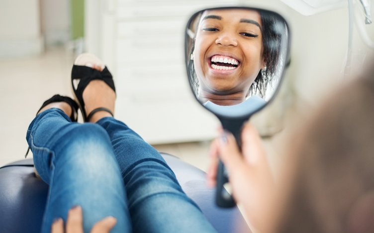 girl-in-dentist-chair-752x468.png