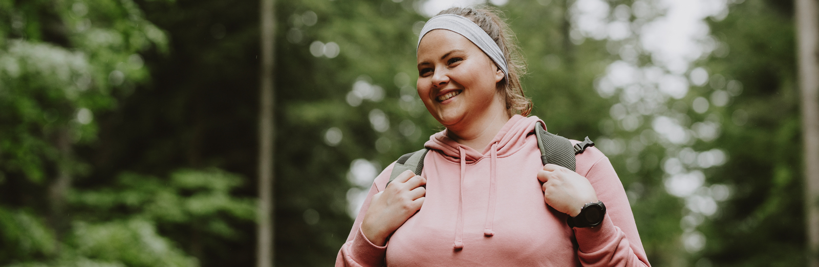 girl-hiking-1600x522.jpg