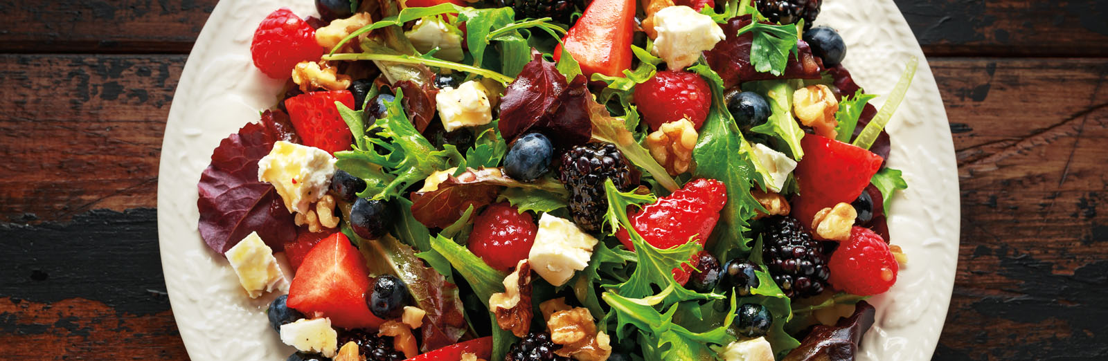 berry-salad-1600x522.jpg