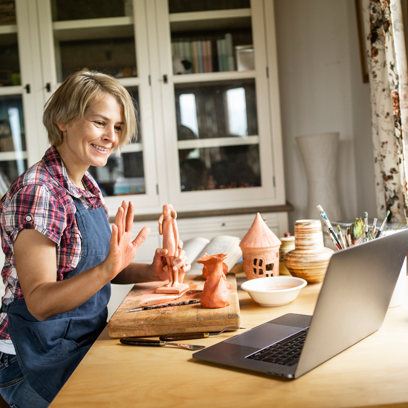 woman-doing-pottery-800x800.jpg