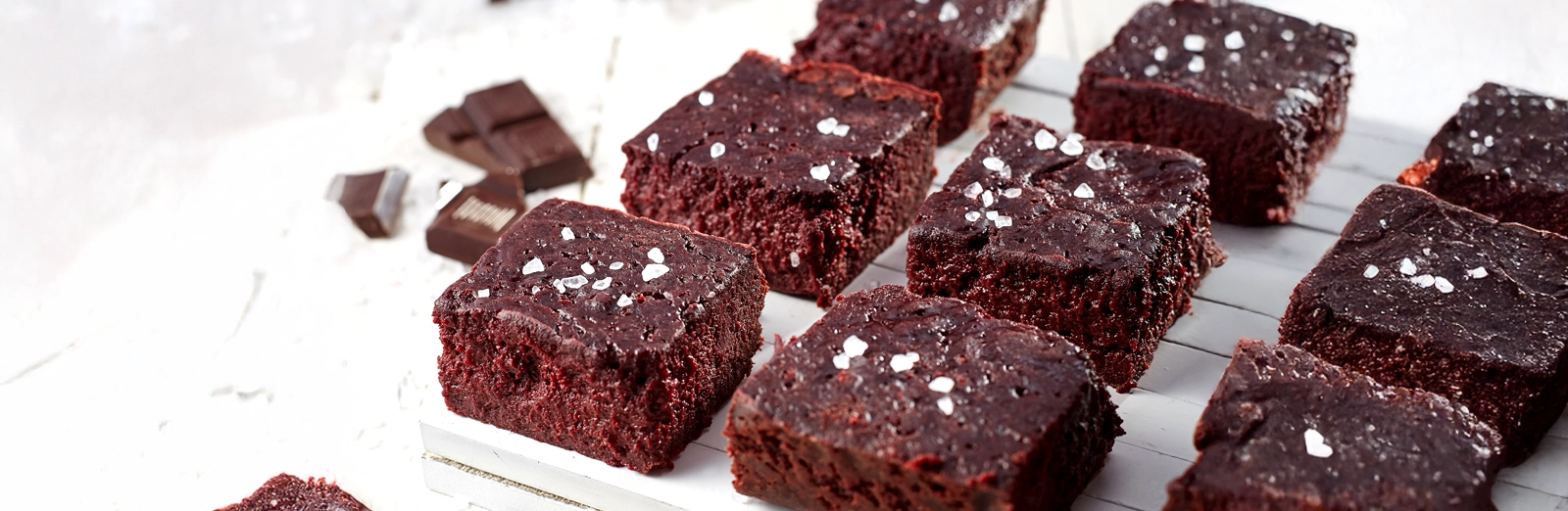 dark-chocolate-beet-brownies-1600x522.webp